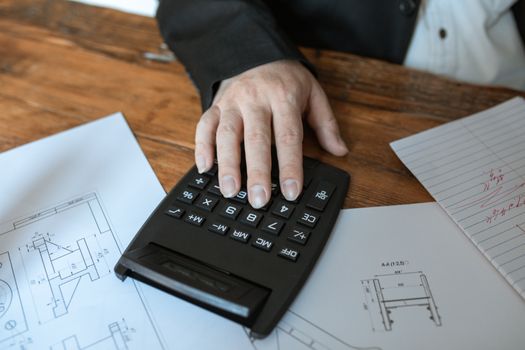Rekenvoorbeeld van extra aflossen op een annuïteitenhypotheek met maandlasten, looptijd en rentevoordeel